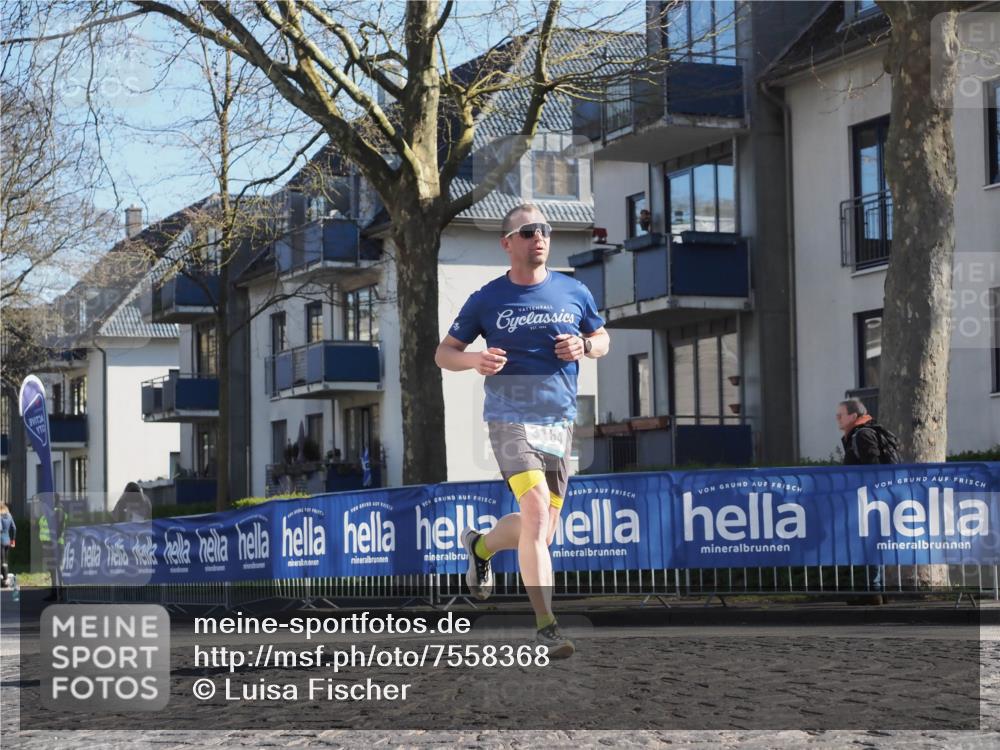 06.04.2025 - 44. Internationalen Wilhelmsburger Insellauf Luisa Fischer http://msf.ph/oto/7558368 06.04.2025 10:23:57 Ziel 3164 meine-sportfotos.de