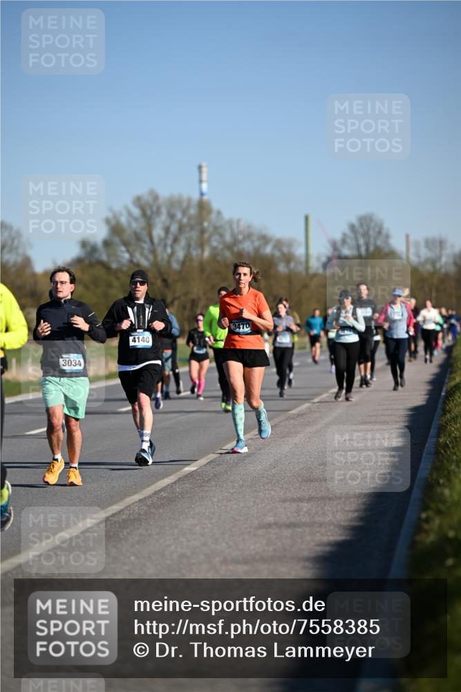 06.04.2025 - 44. Internationalen Wilhelmsburger Insellauf Dr. Thomas Lammeyer http://msf.ph/oto/7558385 06.04.2025 09:34:33 Laufen 3034, 4140, 3470 meine-sportfotos.de