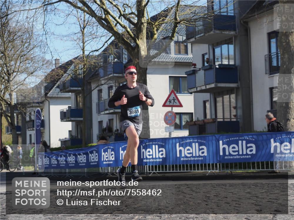 06.04.2025 - 44. Internationalen Wilhelmsburger Insellauf Luisa Fischer http://msf.ph/oto/7558462 06.04.2025 10:24:24 Ziel 3081 meine-sportfotos.de