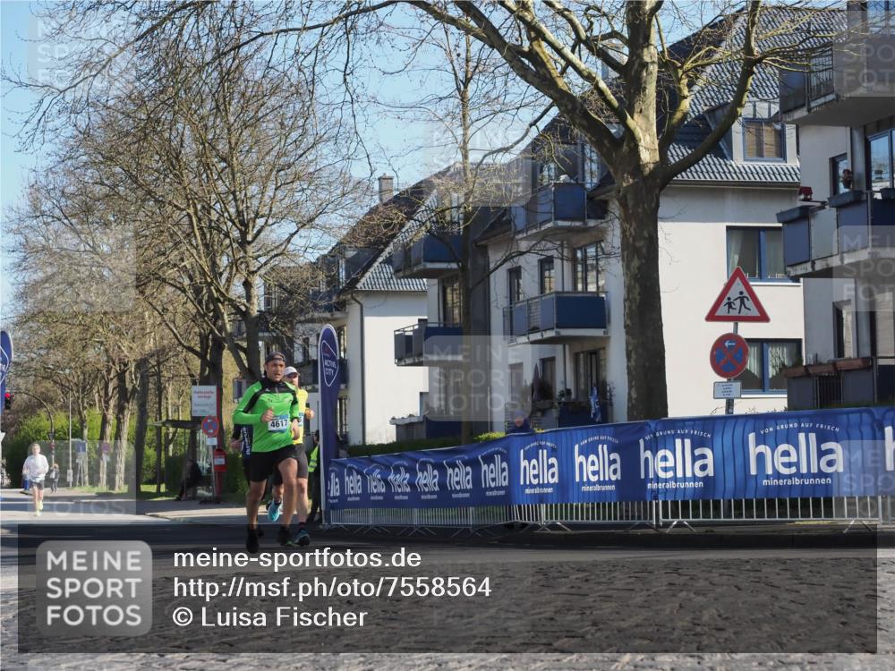 06.04.2025 - 44. Internationalen Wilhelmsburger Insellauf Luisa Fischer http://msf.ph/oto/7558564 06.04.2025 10:24:46 Ziel 4617 meine-sportfotos.de
