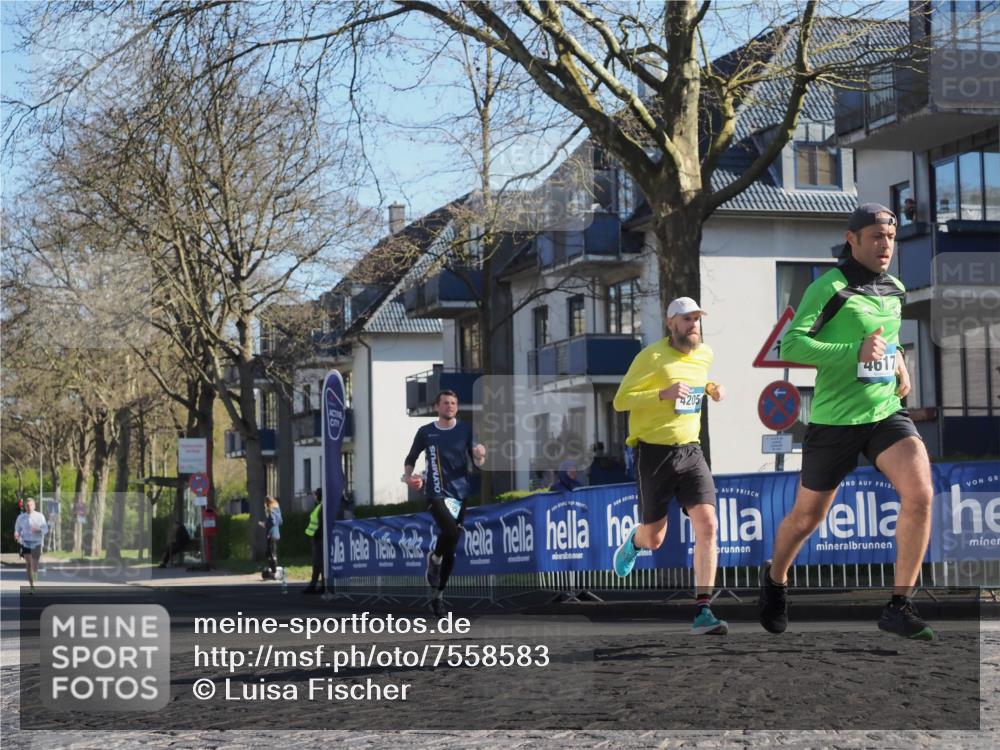 06.04.2025 - 44. Internationalen Wilhelmsburger Insellauf Luisa Fischer http://msf.ph/oto/7558583 06.04.2025 10:24:48 Ziel 4205, 4617 meine-sportfotos.de