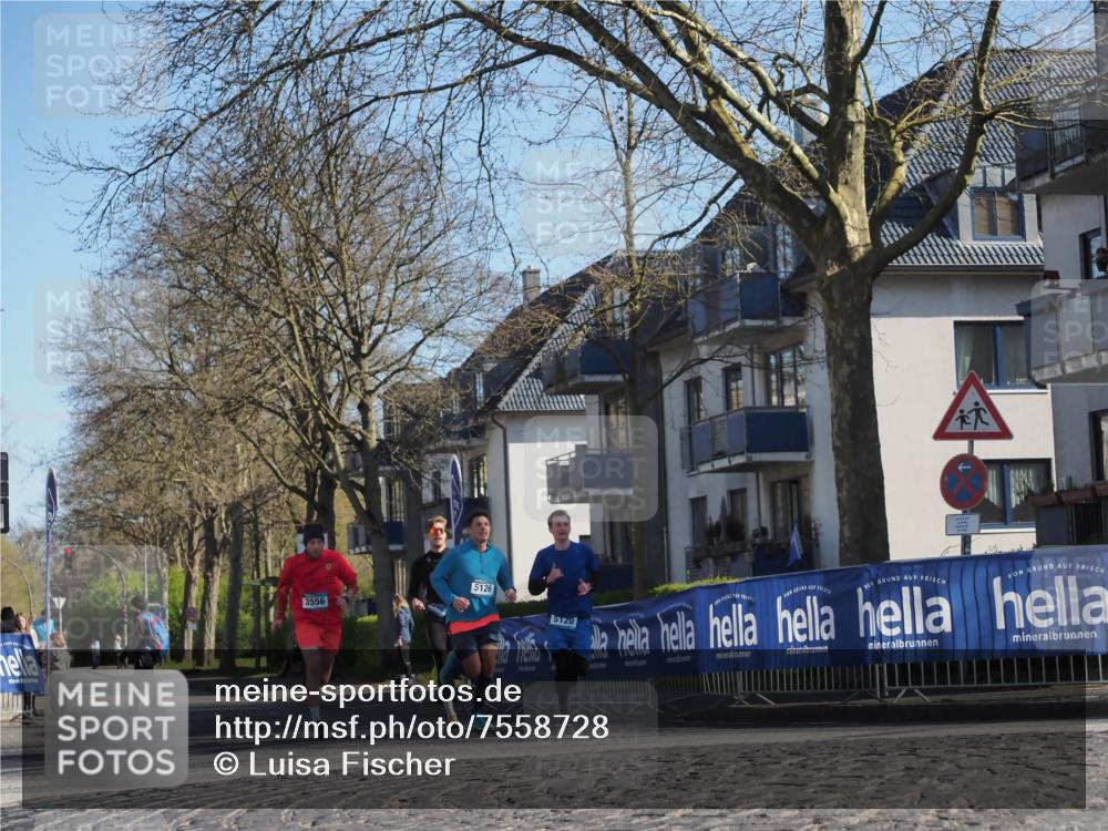 06.04.2025 - 44. Internationalen Wilhelmsburger Insellauf Luisa Fischer http://msf.ph/oto/7558728 06.04.2025 10:25:35 Ziel 3556, 5126, 5120 meine-sportfotos.de