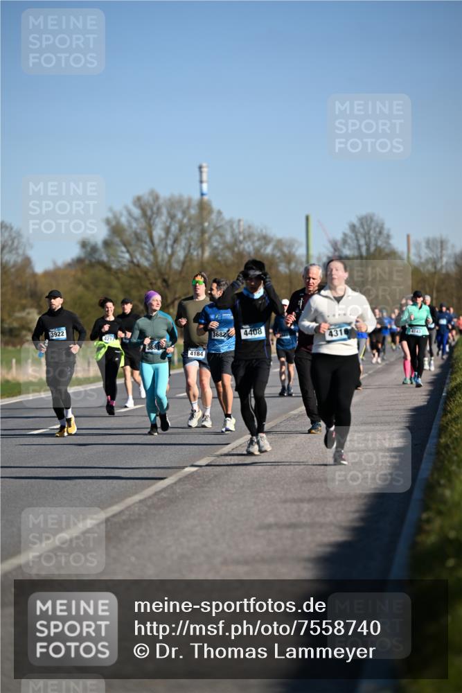 06.04.2025 - 44. Internationalen Wilhelmsburger Insellauf Dr. Thomas Lammeyer http://msf.ph/oto/7558740 06.04.2025 09:34:51 Laufen 3922, 3682, 4408, 4316, 4143, 4184 meine-sportfotos.de