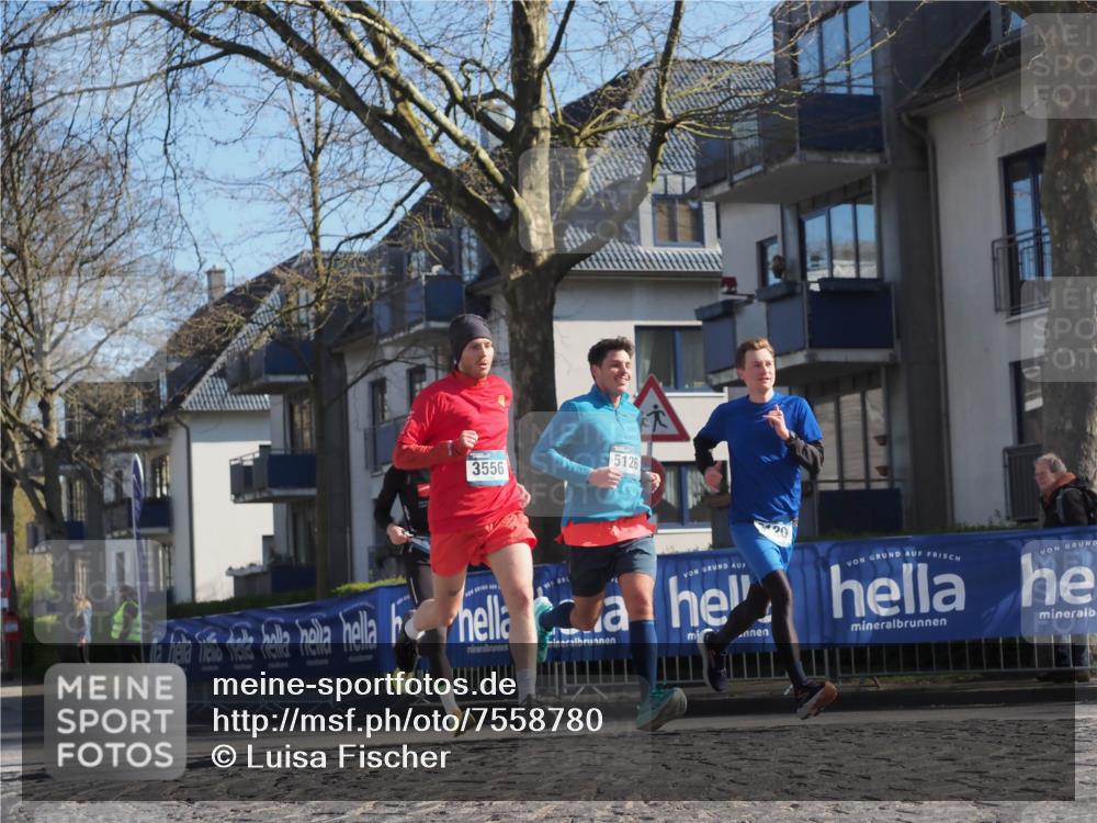 06.04.2025 - 44. Internationalen Wilhelmsburger Insellauf Luisa Fischer http://msf.ph/oto/7558780 06.04.2025 10:25:37 Ziel 3556, 5126, 20 meine-sportfotos.de