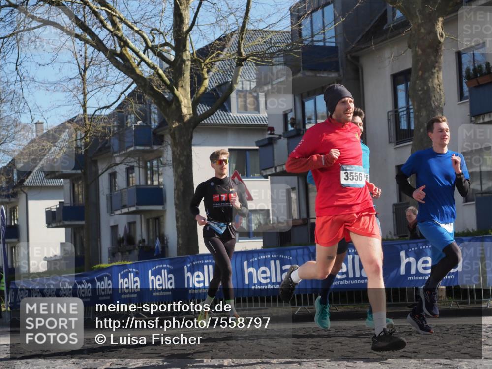 06.04.2025 - 44. Internationalen Wilhelmsburger Insellauf Luisa Fischer http://msf.ph/oto/7558797 06.04.2025 10:25:38 Ziel 35566 meine-sportfotos.de