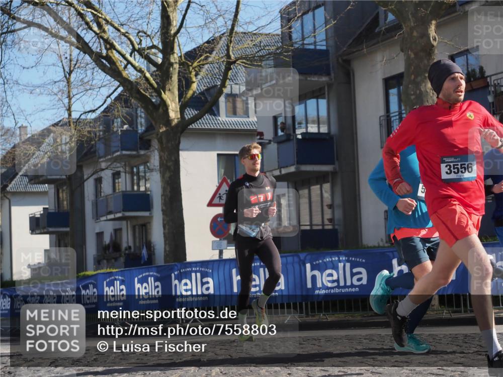 06.04.2025 - 44. Internationalen Wilhelmsburger Insellauf Luisa Fischer http://msf.ph/oto/7558803 06.04.2025 10:25:38 Ziel 3556 meine-sportfotos.de
