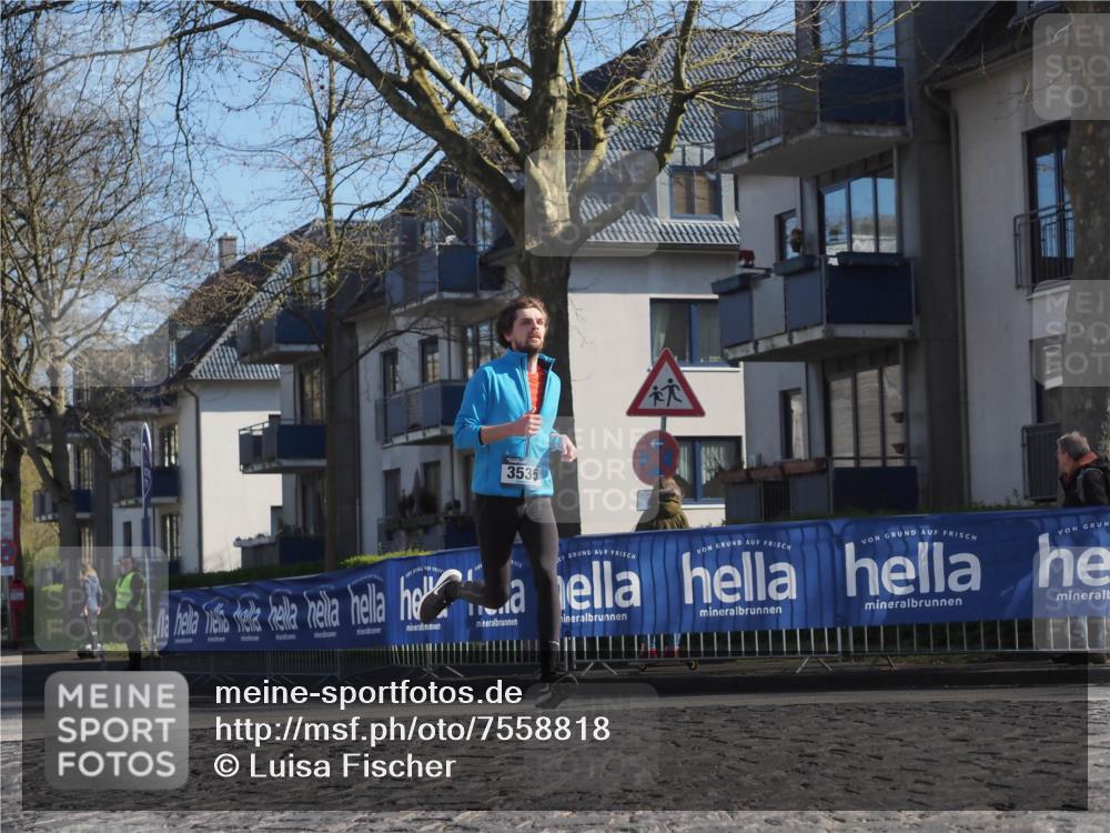 06.04.2025 - 44. Internationalen Wilhelmsburger Insellauf Luisa Fischer http://msf.ph/oto/7558818 06.04.2025 10:25:45 Ziel 3535 meine-sportfotos.de