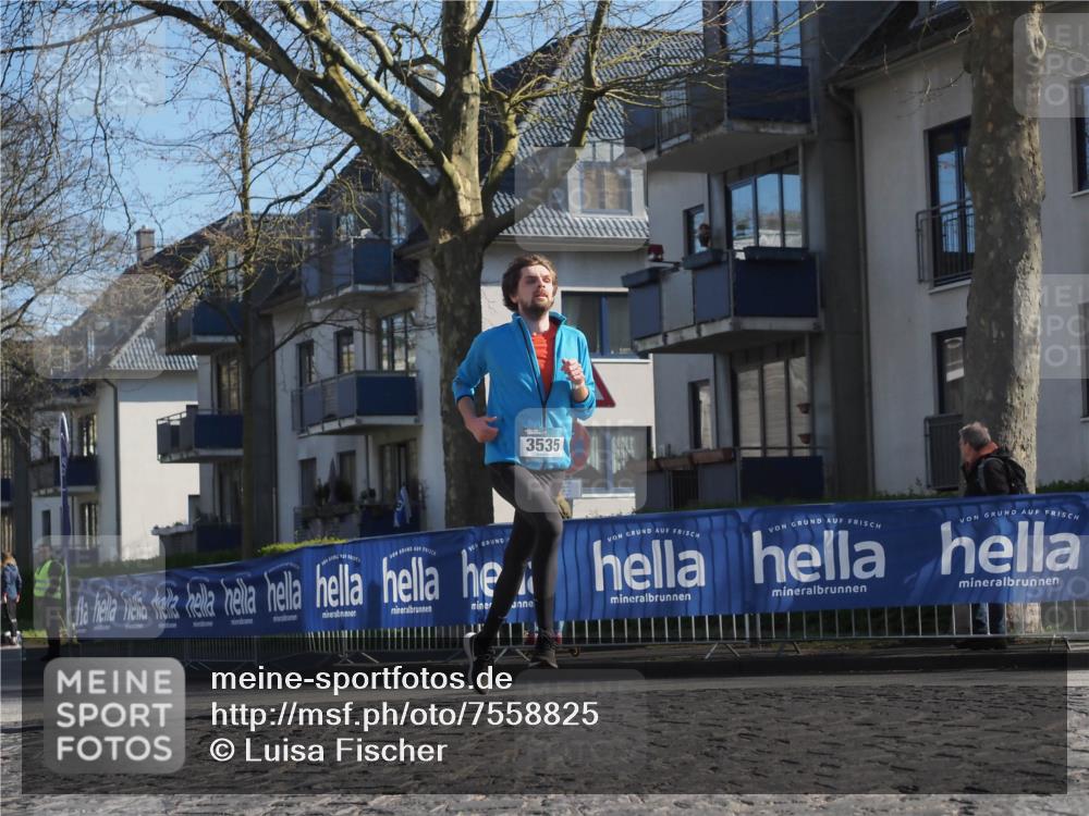 06.04.2025 - 44. Internationalen Wilhelmsburger Insellauf Luisa Fischer http://msf.ph/oto/7558825 06.04.2025 10:25:45 Ziel 3535 meine-sportfotos.de