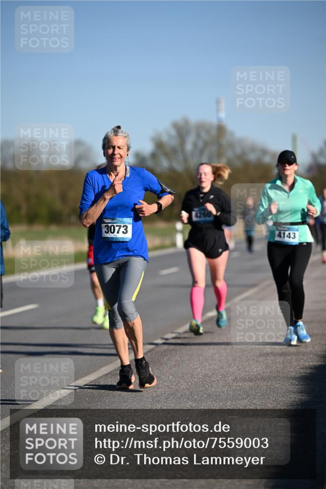 06.04.2025 - 44. Internationalen Wilhelmsburger Insellauf Dr. Thomas Lammeyer http://msf.ph/oto/7559003 06.04.2025 09:35:03 Laufen 3073, 4260, 4143 meine-sportfotos.de