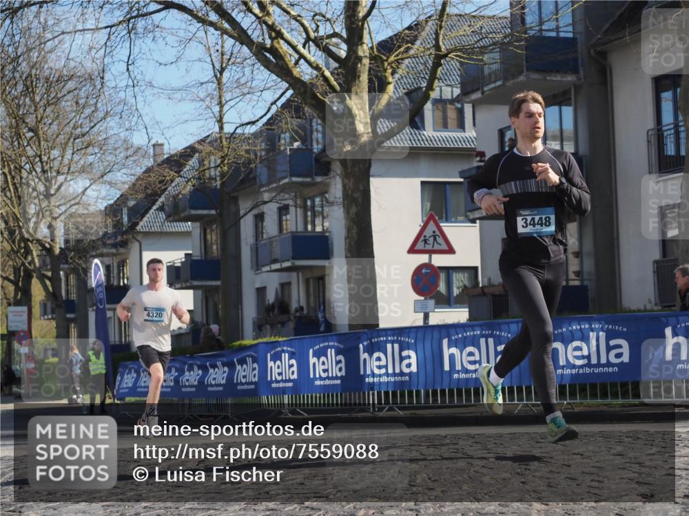 06.04.2025 - 44. Internationalen Wilhelmsburger Insellauf Luisa Fischer http://msf.ph/oto/7559088 06.04.2025 10:26:19 Ziel 4320, 3448 meine-sportfotos.de
