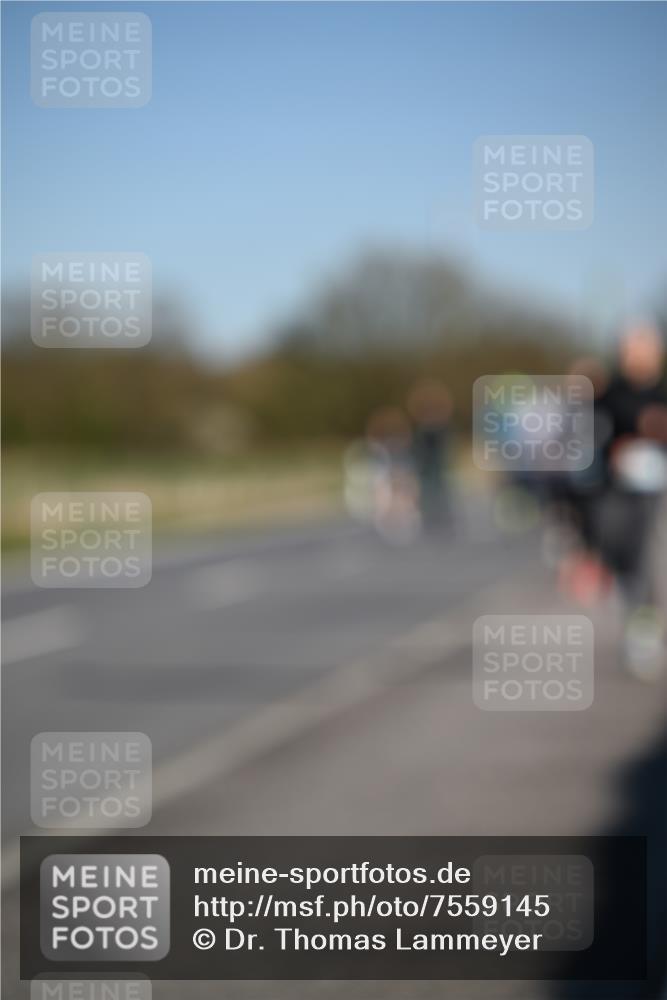 06.04.2025 - 44. Internationalen Wilhelmsburger Insellauf Dr. Thomas Lammeyer http://msf.ph/oto/7559145 06.04.2025 09:35:08 Laufen  meine-sportfotos.de