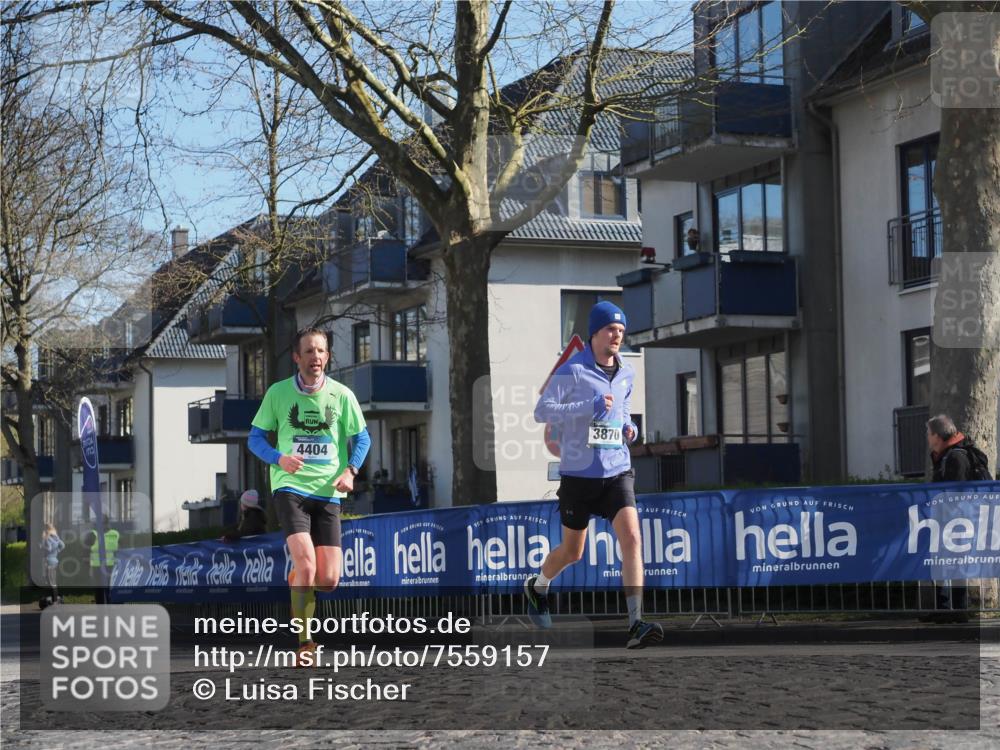 06.04.2025 - 44. Internationalen Wilhelmsburger Insellauf Luisa Fischer http://msf.ph/oto/7559157 06.04.2025 10:26:29 Ziel 4404, 3870 meine-sportfotos.de