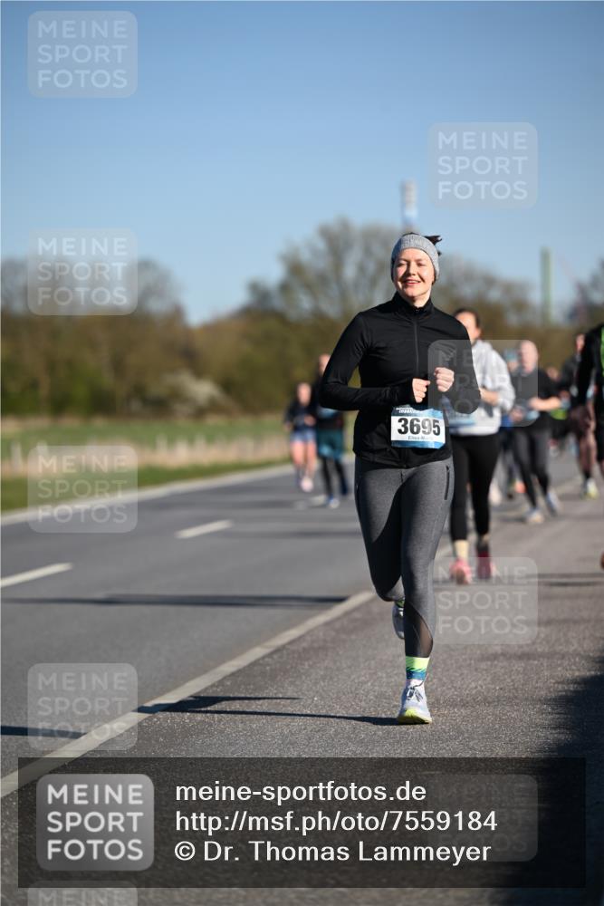 06.04.2025 - 44. Internationalen Wilhelmsburger Insellauf Dr. Thomas Lammeyer http://msf.ph/oto/7559184 06.04.2025 09:35:10 Laufen 3695 meine-sportfotos.de
