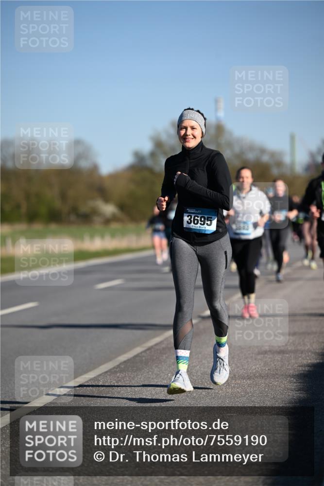 06.04.2025 - 44. Internationalen Wilhelmsburger Insellauf Dr. Thomas Lammeyer http://msf.ph/oto/7559190 06.04.2025 09:35:10 Laufen 3695 meine-sportfotos.de