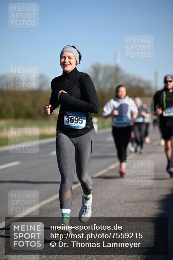 06.04.2025 - 44. Internationalen Wilhelmsburger Insellauf Dr. Thomas Lammeyer http://msf.ph/oto/7559215 06.04.2025 09:35:11 Laufen 3695 meine-sportfotos.de