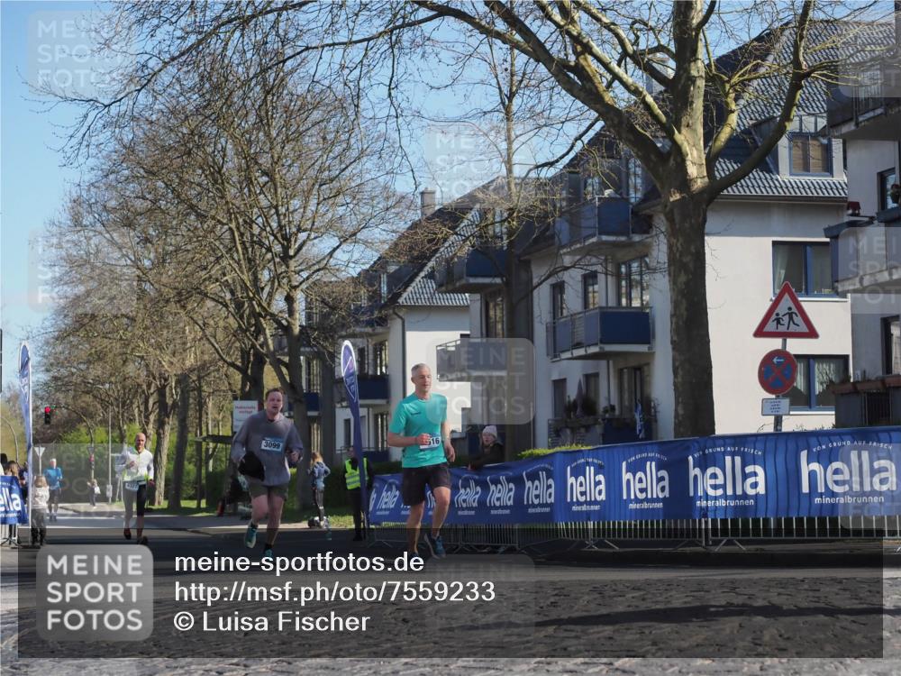06.04.2025 - 44. Internationalen Wilhelmsburger Insellauf Luisa Fischer http://msf.ph/oto/7559233 06.04.2025 10:26:36 Ziel 3099, 16 meine-sportfotos.de