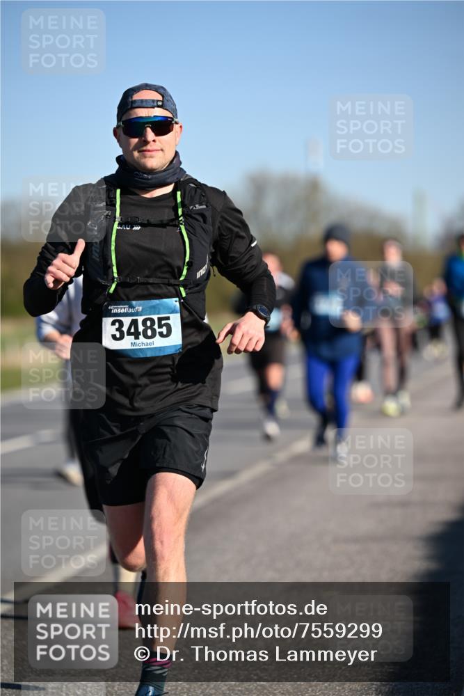 06.04.2025 - 44. Internationalen Wilhelmsburger Insellauf Dr. Thomas Lammeyer http://msf.ph/oto/7559299 06.04.2025 09:35:14 Laufen 3485 meine-sportfotos.de