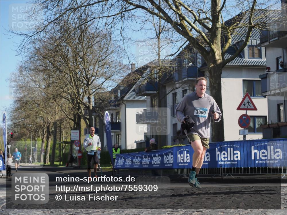 06.04.2025 - 44. Internationalen Wilhelmsburger Insellauf Luisa Fischer http://msf.ph/oto/7559309 06.04.2025 10:26:39 Ziel 3099, 4327 meine-sportfotos.de