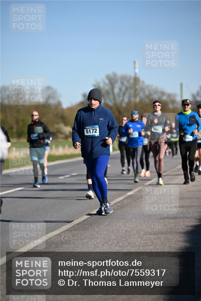 06.04.2025 - 44. Internationalen Wilhelmsburger Insellauf Dr. Thomas Lammeyer http://msf.ph/oto/7559317 06.04.2025 09:35:15 Laufen 5172, 1062 meine-sportfotos.de