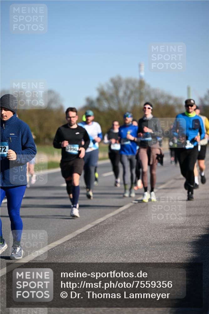 06.04.2025 - 44. Internationalen Wilhelmsburger Insellauf Dr. Thomas Lammeyer http://msf.ph/oto/7559356 06.04.2025 09:35:16 Laufen 72 meine-sportfotos.de