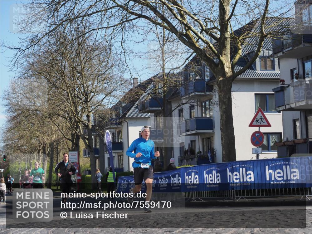 06.04.2025 - 44. Internationalen Wilhelmsburger Insellauf Luisa Fischer http://msf.ph/oto/7559470 06.04.2025 10:26:49 Ziel 4073, 4014 meine-sportfotos.de