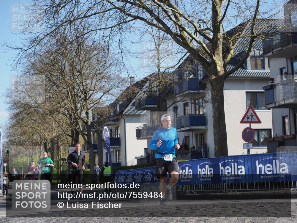 06.04.2025 - 44. Internationalen Wilhelmsburger Insellauf Luisa Fischer http://msf.ph/oto/7559484 06.04.2025 10:26:50 Ziel 401, 4073 meine-sportfotos.de