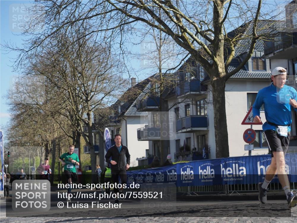 06.04.2025 - 44. Internationalen Wilhelmsburger Insellauf Luisa Fischer http://msf.ph/oto/7559521 06.04.2025 10:26:51 Ziel 4014, 4073 meine-sportfotos.de