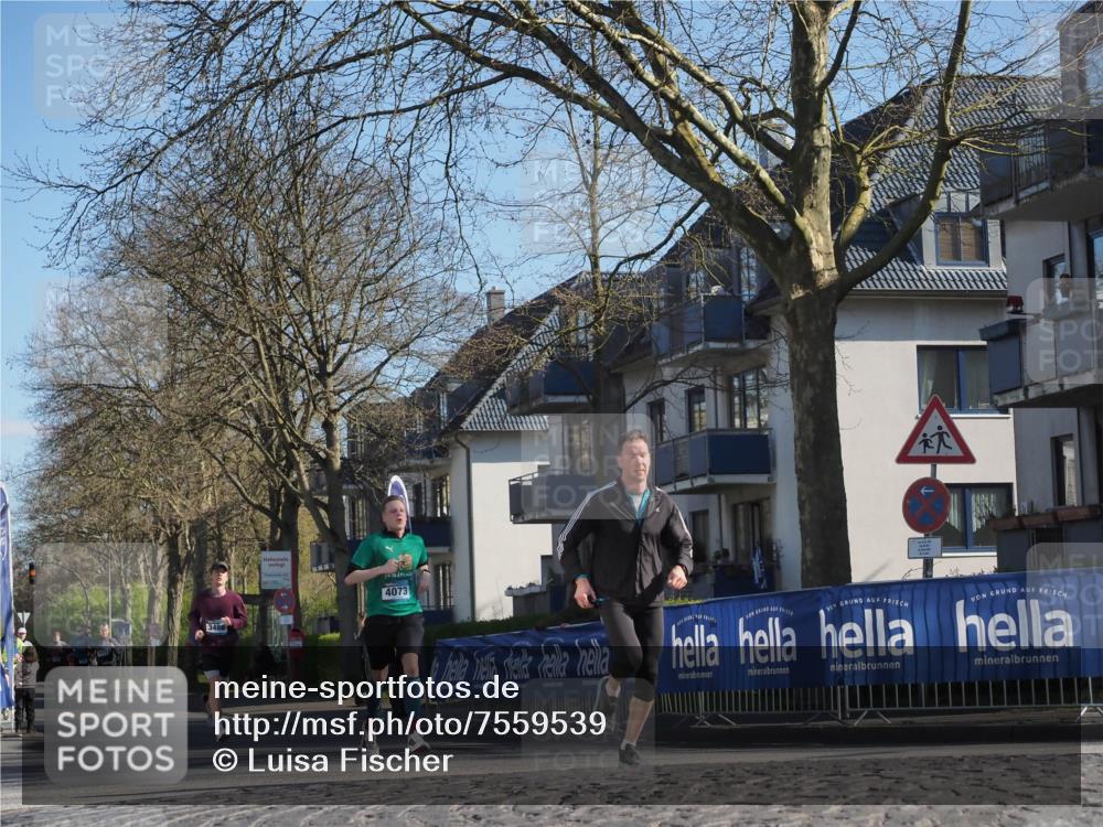 06.04.2025 - 44. Internationalen Wilhelmsburger Insellauf Luisa Fischer http://msf.ph/oto/7559539 06.04.2025 10:26:52 Ziel 3486, 4073 meine-sportfotos.de