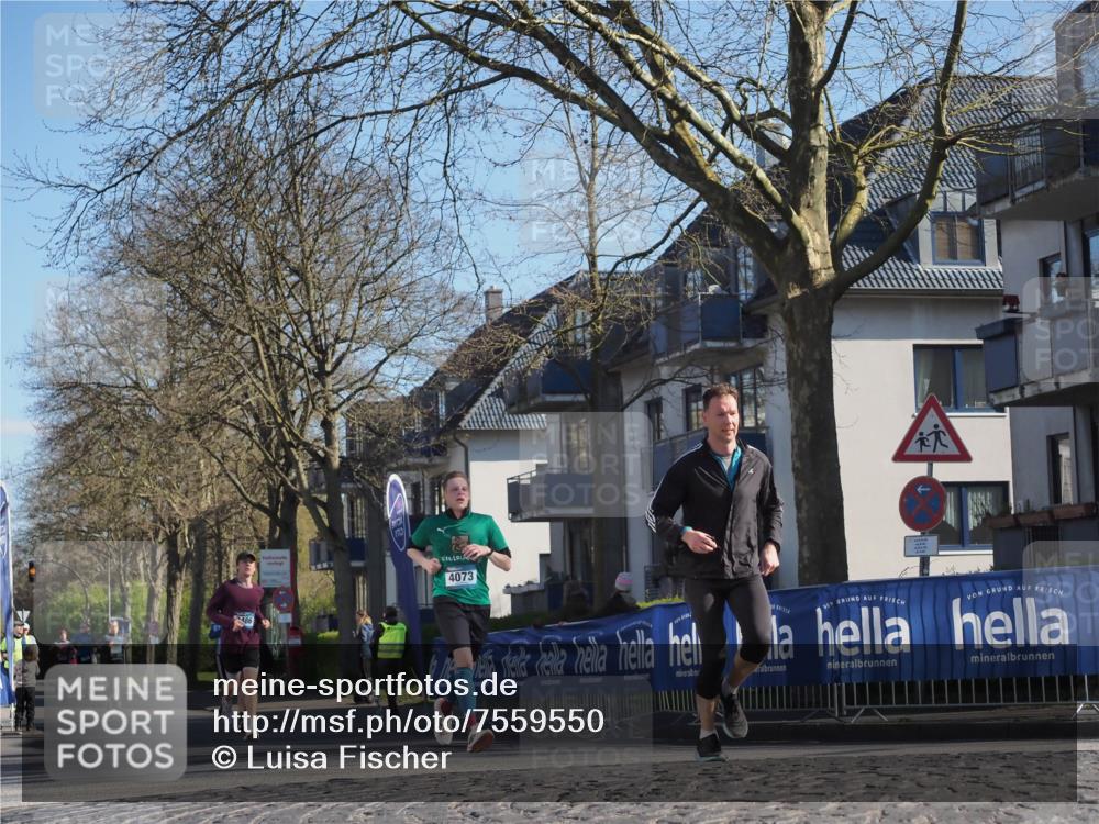 06.04.2025 - 44. Internationalen Wilhelmsburger Insellauf Luisa Fischer http://msf.ph/oto/7559550 06.04.2025 10:26:52 Ziel 2486, 4073 meine-sportfotos.de