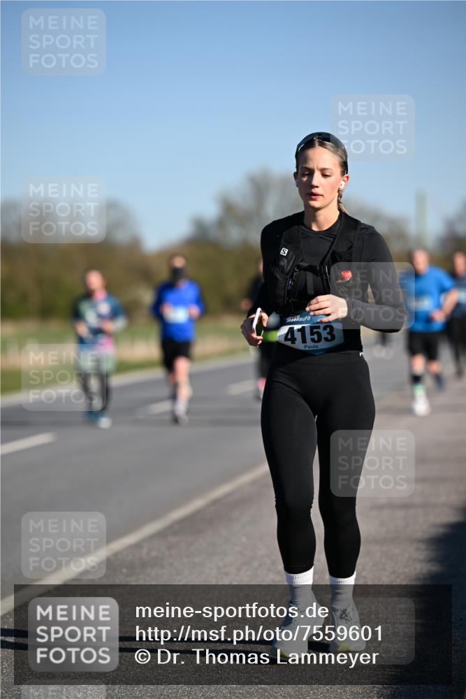 06.04.2025 - 44. Internationalen Wilhelmsburger Insellauf Dr. Thomas Lammeyer http://msf.ph/oto/7559601 06.04.2025 09:35:24 Laufen 4153 meine-sportfotos.de