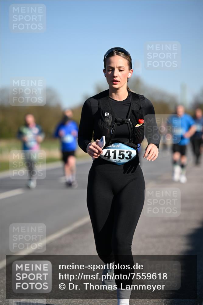 06.04.2025 - 44. Internationalen Wilhelmsburger Insellauf Dr. Thomas Lammeyer http://msf.ph/oto/7559618 06.04.2025 09:35:25 Laufen 4153 meine-sportfotos.de