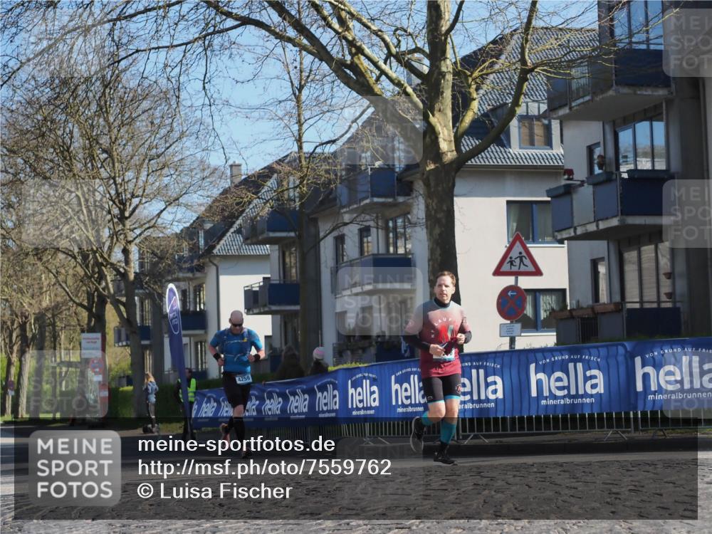 06.04.2025 - 44. Internationalen Wilhelmsburger Insellauf Luisa Fischer http://msf.ph/oto/7559762 06.04.2025 10:27:04 Ziel 4259 meine-sportfotos.de