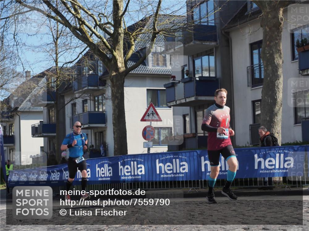 06.04.2025 - 44. Internationalen Wilhelmsburger Insellauf Luisa Fischer http://msf.ph/oto/7559790 06.04.2025 10:27:05 Ziel 4259, 474 meine-sportfotos.de