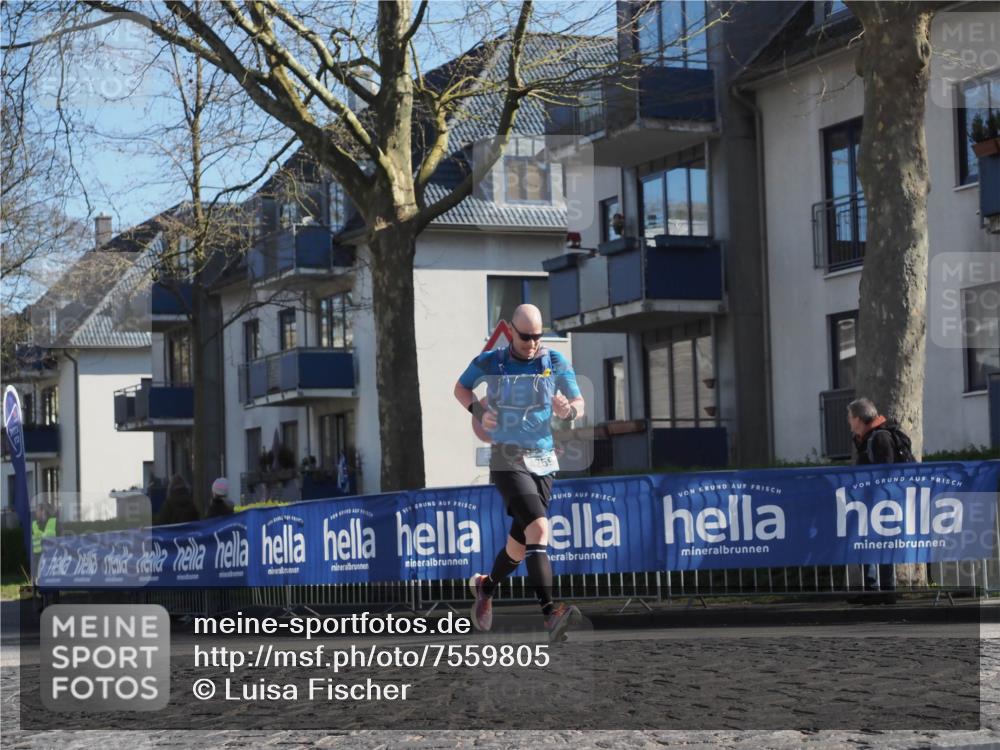 06.04.2025 - 44. Internationalen Wilhelmsburger Insellauf Luisa Fischer http://msf.ph/oto/7559805 06.04.2025 10:27:06 Ziel 4259 meine-sportfotos.de