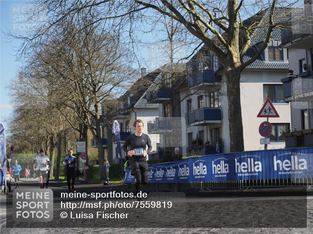 06.04.2025 - 44. Internationalen Wilhelmsburger Insellauf Luisa Fischer http://msf.ph/oto/7559819 06.04.2025 10:27:09 Ziel 3344, 3181 meine-sportfotos.de