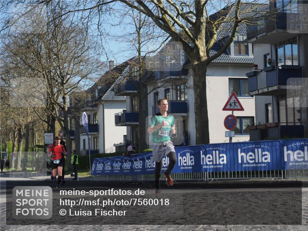06.04.2025 - 44. Internationalen Wilhelmsburger Insellauf Luisa Fischer http://msf.ph/oto/7560018 06.04.2025 10:27:22 Ziel 4305, 3651 meine-sportfotos.de
