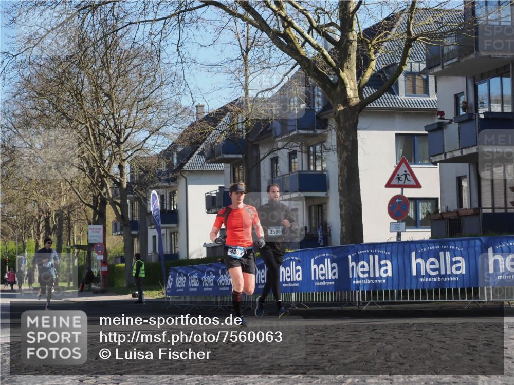 06.04.2025 - 44. Internationalen Wilhelmsburger Insellauf Luisa Fischer http://msf.ph/oto/7560063 06.04.2025 10:27:24 Ziel 4305, 3596 meine-sportfotos.de
