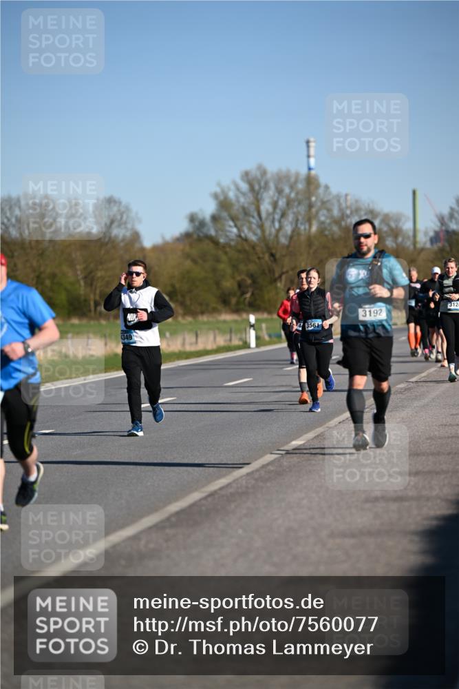 06.04.2025 - 44. Internationalen Wilhelmsburger Insellauf Dr. Thomas Lammeyer http://msf.ph/oto/7560077 06.04.2025 09:35:40 Laufen 4349, 3561, 3192, 312 meine-sportfotos.de