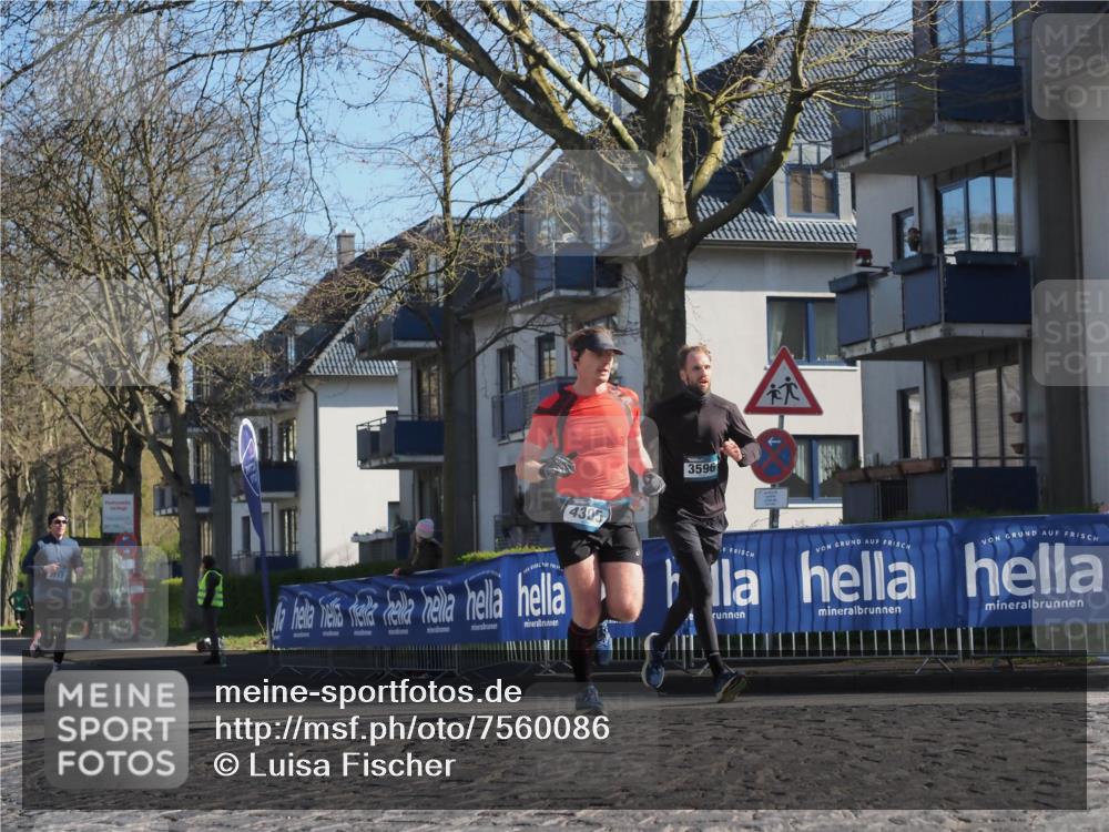 06.04.2025 - 44. Internationalen Wilhelmsburger Insellauf Luisa Fischer http://msf.ph/oto/7560086 06.04.2025 10:27:25 Ziel 3596, 4305 meine-sportfotos.de