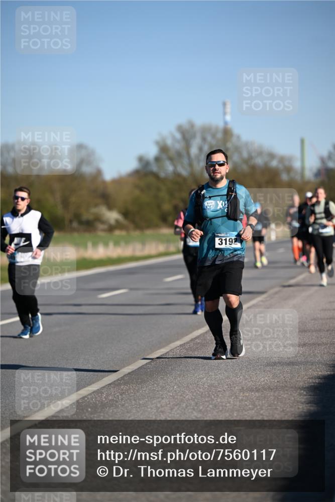 06.04.2025 - 44. Internationalen Wilhelmsburger Insellauf Dr. Thomas Lammeyer http://msf.ph/oto/7560117 06.04.2025 09:35:41 Laufen 3192 meine-sportfotos.de