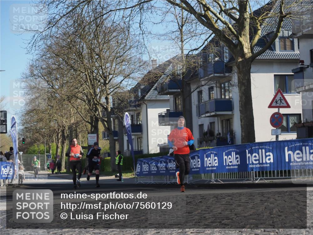 06.04.2025 - 44. Internationalen Wilhelmsburger Insellauf Luisa Fischer http://msf.ph/oto/7560129 06.04.2025 10:27:36 Ziel 3552 meine-sportfotos.de