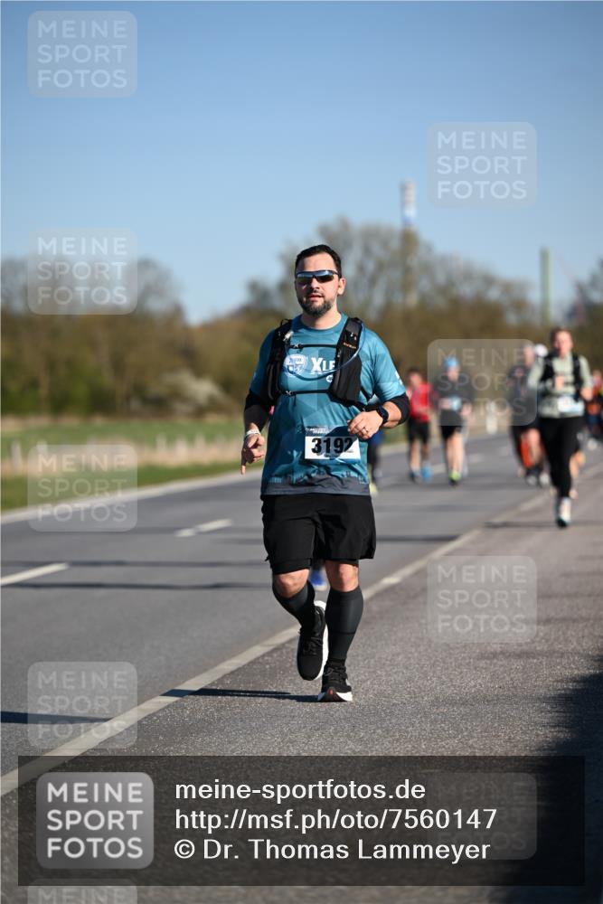 06.04.2025 - 44. Internationalen Wilhelmsburger Insellauf Dr. Thomas Lammeyer http://msf.ph/oto/7560147 06.04.2025 09:35:42 Laufen 3192 meine-sportfotos.de