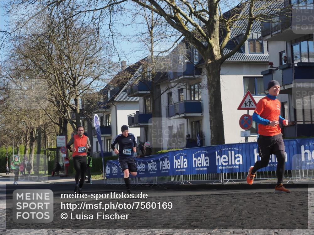 06.04.2025 - 44. Internationalen Wilhelmsburger Insellauf Luisa Fischer http://msf.ph/oto/7560169 06.04.2025 10:27:37 Ziel 3824, 3552 meine-sportfotos.de