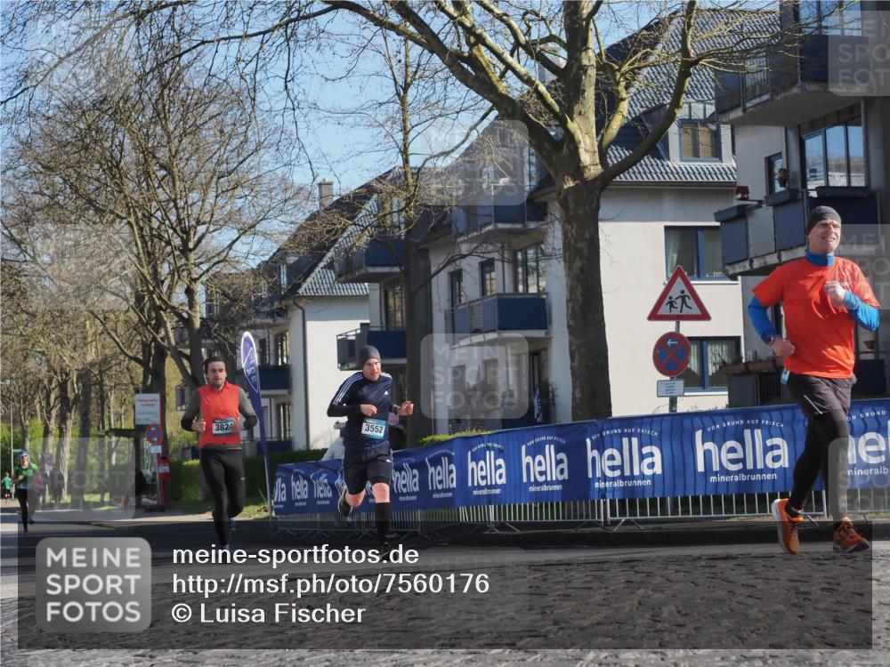 06.04.2025 - 44. Internationalen Wilhelmsburger Insellauf Luisa Fischer http://msf.ph/oto/7560176 06.04.2025 10:27:38 Ziel 382, 3552 meine-sportfotos.de