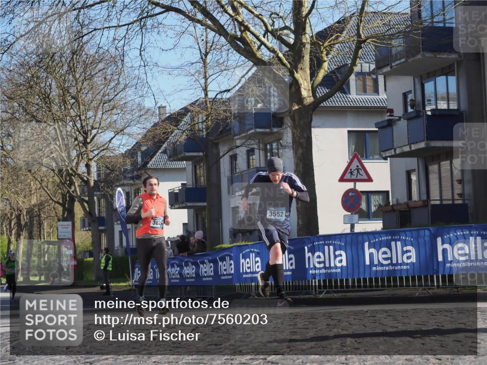 06.04.2025 - 44. Internationalen Wilhelmsburger Insellauf Luisa Fischer http://msf.ph/oto/7560203 06.04.2025 10:27:38 Ziel 3824, 3552 meine-sportfotos.de