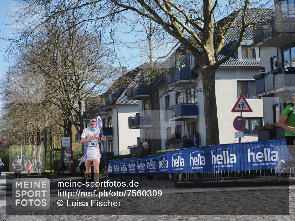 06.04.2025 - 44. Internationalen Wilhelmsburger Insellauf Luisa Fischer http://msf.ph/oto/7560309 06.04.2025 10:27:45 Ziel 3804 meine-sportfotos.de