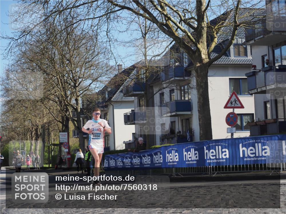 06.04.2025 - 44. Internationalen Wilhelmsburger Insellauf Luisa Fischer http://msf.ph/oto/7560318 06.04.2025 10:27:45 Ziel 3804 meine-sportfotos.de