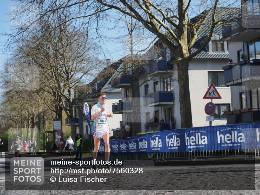 06.04.2025 - 44. Internationalen Wilhelmsburger Insellauf Luisa Fischer http://msf.ph/oto/7560328 06.04.2025 10:27:45 Ziel 3804 meine-sportfotos.de