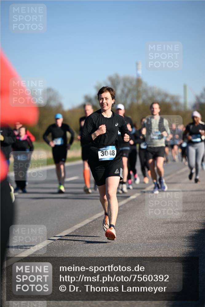 06.04.2025 - 44. Internationalen Wilhelmsburger Insellauf Dr. Thomas Lammeyer http://msf.ph/oto/7560392 06.04.2025 09:35:51 Laufen 3048 meine-sportfotos.de