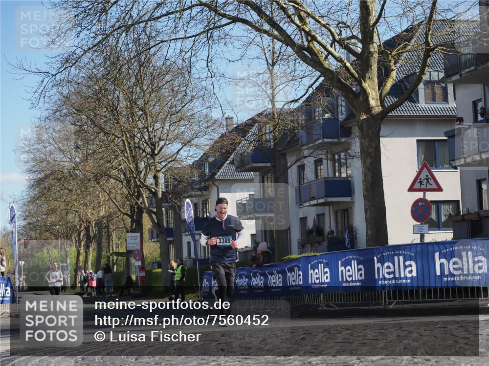 06.04.2025 - 44. Internationalen Wilhelmsburger Insellauf Luisa Fischer http://msf.ph/oto/7560452 06.04.2025 10:27:56 Ziel 3385 meine-sportfotos.de